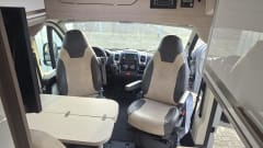 The nardo grey lander  – 2p Carado bus from 2019