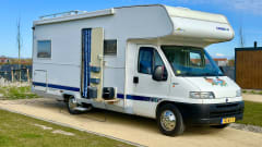 Huisje op wielen  – Spacious family/friends camper 