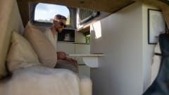 vanWoolly – Compact self-built camper bus