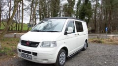 Stormtrooper – 3 berth Volkswagen campervan T5