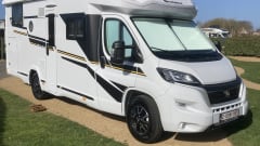 4p Benimar semi-integrated uit 2025