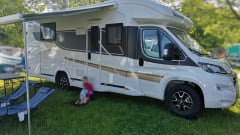 Lokatena – Luxury Benimar Bel Air 496 – 5 persons – central bed – fully equipped