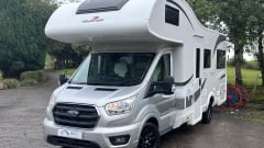 Bee – Fabulous 2024 six berth, five seat belt spacious motorhome 