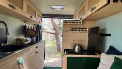 Pistachio - Off Grid - Peugeot Boxer L4H2 