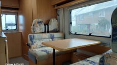 Sunny – 4p Knaus alcove from 2000