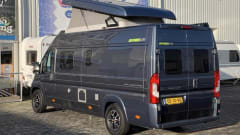 Jo'Berg – Hymer Yellowstone bus camper (with lifting roof) from 2019