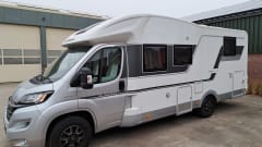 Adria Matrix 670 DC – 4p Adria Mobil semi-integrated from 2019