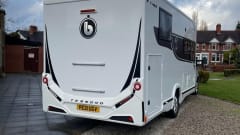 4 berth Benimar semi-integrated from 2021
