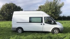 Sunny ☀️ – Off grid Ford bus