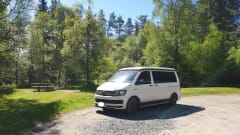 STEFAN – 4 berth Volkswagen campervan from 2018