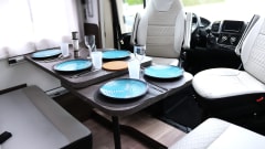 Lokatena – New Benimar Bel Air, semi-integrated with 5 seats and 5 beds