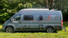 3-person Roller Team bus from 2022
