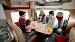 Bürstner Ixeo Quadra – Luxurious and neat 4 person Bürstner in beautiful colors