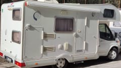 ROLLER TEAM FREEZ – FORD 4 + 1 beds and DOUBLE CLIMATE