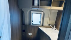 Fiat uit 2024 – Carado camper bus with tilt roof