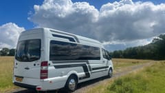 4 berth Mercedes-Benz bus campervan