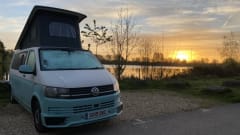 Annie – 2019 Volkswagen T6 FULLY EQUIPPED Campervan!