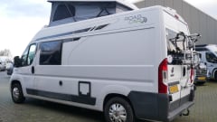 Pössl Roadcar R540, 5.40 meter bus camper, 2 sleeping - 4 seats.