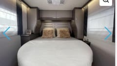 170 pk automaat – Challenger graphite 348 XLB automaat