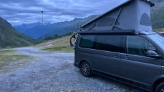 Hotel California – Blessed Volkswagen California 4p automatic
