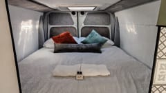 Bigfoot – Autobus Renault a 3 posti letto del 2017