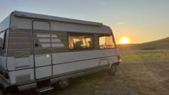 Lucky 88 – Panaromic view, spatious Hymer fully equiped