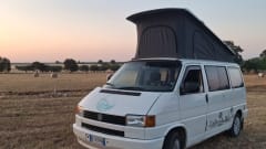 Calì  – Salento in a T4 California Coach van