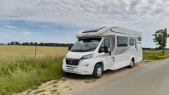 Roller Team Autoroller 707 luxury motorhome