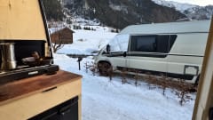 PatHFinder, the Off-Grid Volkswagen Crafter camper from Rotterdam