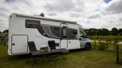 T898BJ – T898BJ 4 person Bürstner Lyseo Harmony Line 736 half integral from 2023