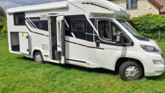 Spacious 5-person mobile home Benimar Mileo 263, from 2021