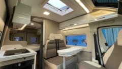 2p Karmann bus uit 2022