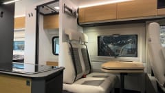 2p Adria Mobil bus uit 2026