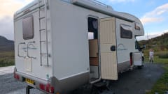 Todd – 7 berth Rimor GT from 2005