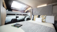 Autotrail F60 – Motorhome – Sleeps 4 – Travels 4