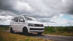 4-persoons Volkswagen camper uit 2017