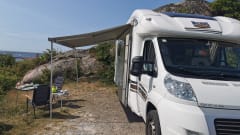 Droom op wielen! -Luxe camper met grote leefruimte!