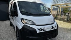 2 Weinsberg 540 Fire buscamper 2025 automatic