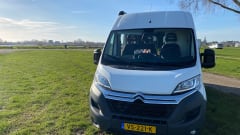 Bussie – Beautiful Adventure bus (2P), completely NEW equipped, also for tall people!