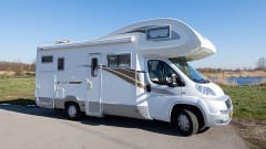 CI Riviera – CI Alcove family camper incl. complete inventory !!