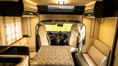 4p Ford semi-integrated uit 2023