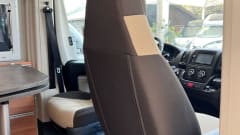 Sunny – Citroen Pössl Summit 600 Plus 4 zitplaatsen