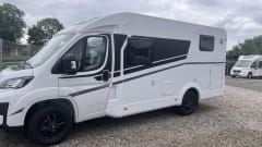 Peugeot – Camper van 6.4