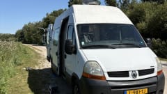Leentje – 2p Renault bus uit 2005