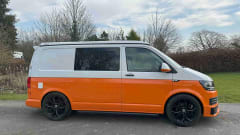Tango – 4 Berth VW Campervan T6 with Air Con and Heater
