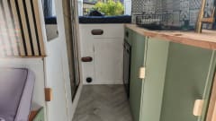 Bigfoot – Renault bus met 3 slaapplaatsen uit 2017