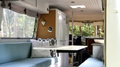 Retro Peugeot J7 with refreshing interior