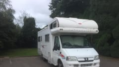 The Family Fun-Mobile – Camper completamente fuori rete / Famiglia 6 posti letto [3 zone notte separate,