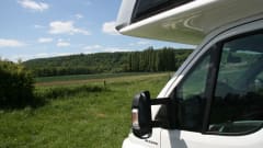 Mc Louis  – With the whole family on a camper trip!