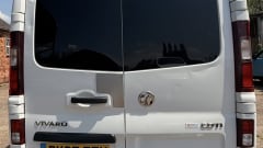 TZM – Campervan Vauxhall Vvaro a 2 posti letto, passo lungo, dal 2026